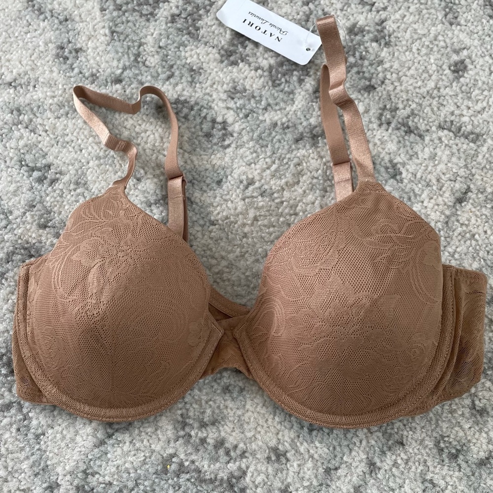 NWOT - Nordstrom Natori Bra new tan nude lace underwired